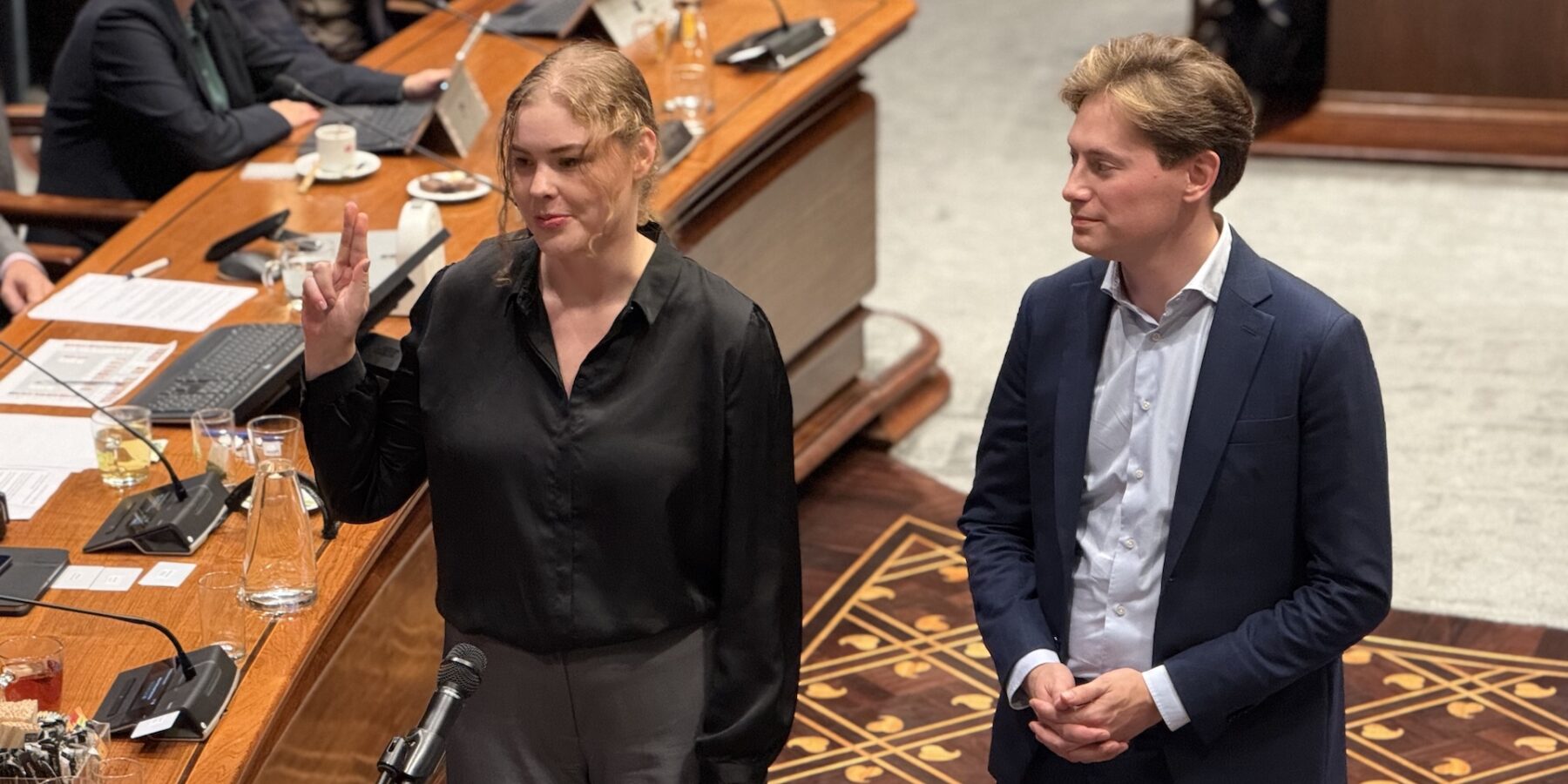 Nieuwe duo-raadsleden beëdigd in Leiden