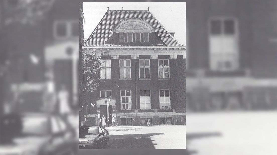 Verwekt met zaad van zieke laborant, donorkinderen woest: 'Voor ons is deze zaak niet gesloten' De SMCG Kliniek aan de Kort Rapenburg in Leiden (Foto: MCG via Omroep West)