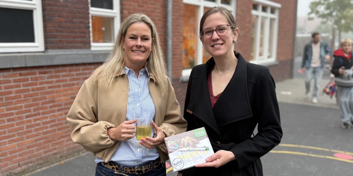 Leiderdorpse leraren krijgen presentjes vanuit politieke hoek