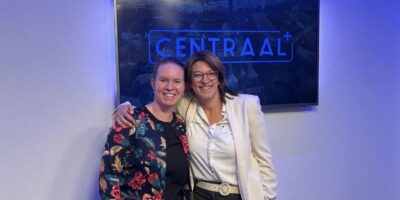 Klimaatburgemeesters Nina Horstra en Natasha Schulte in de studio van Centraal+.